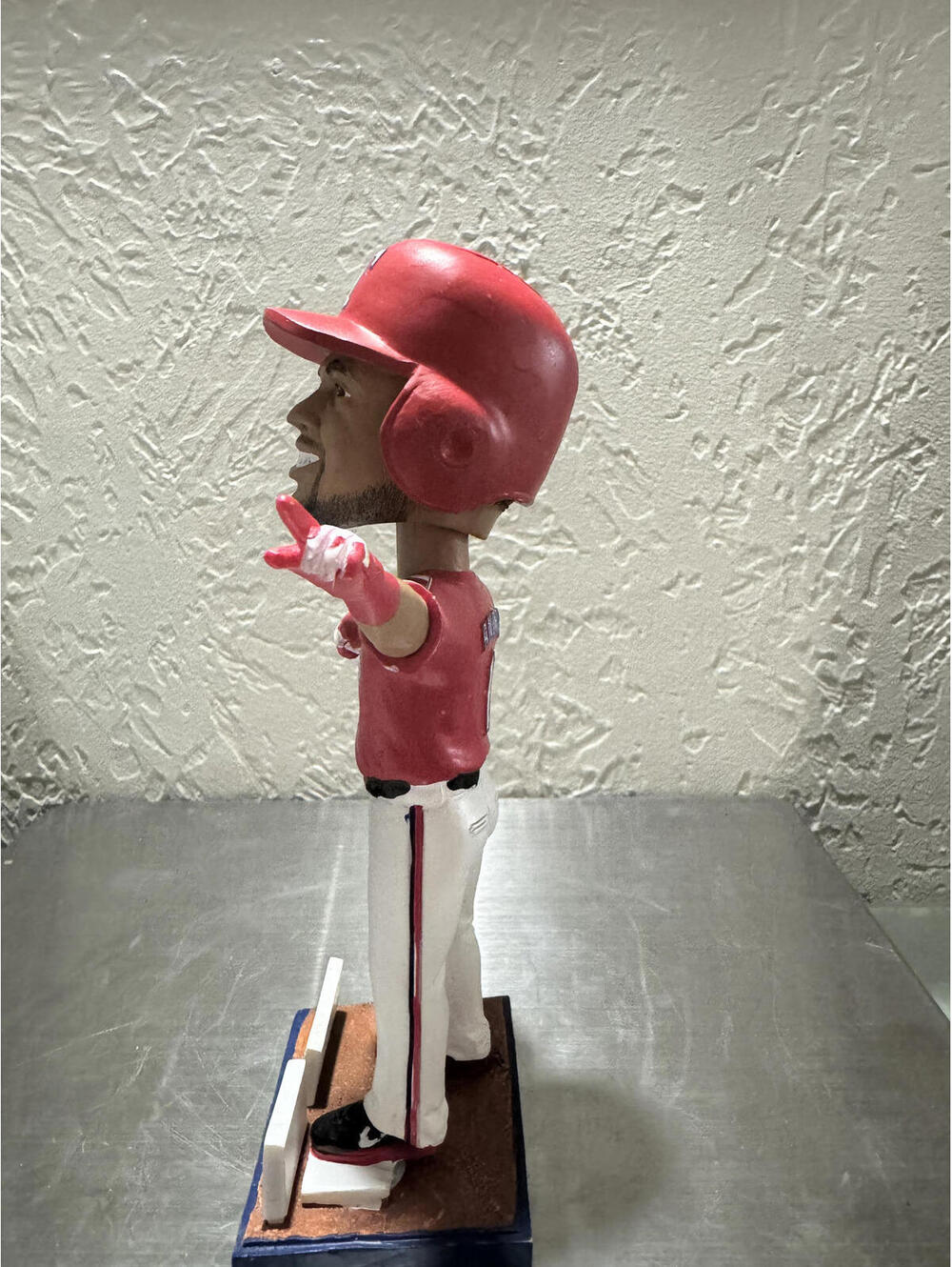 2018 Elvis Andrus Texas Rangers Bobblehead Collector's Edition - Picture 6 of 6